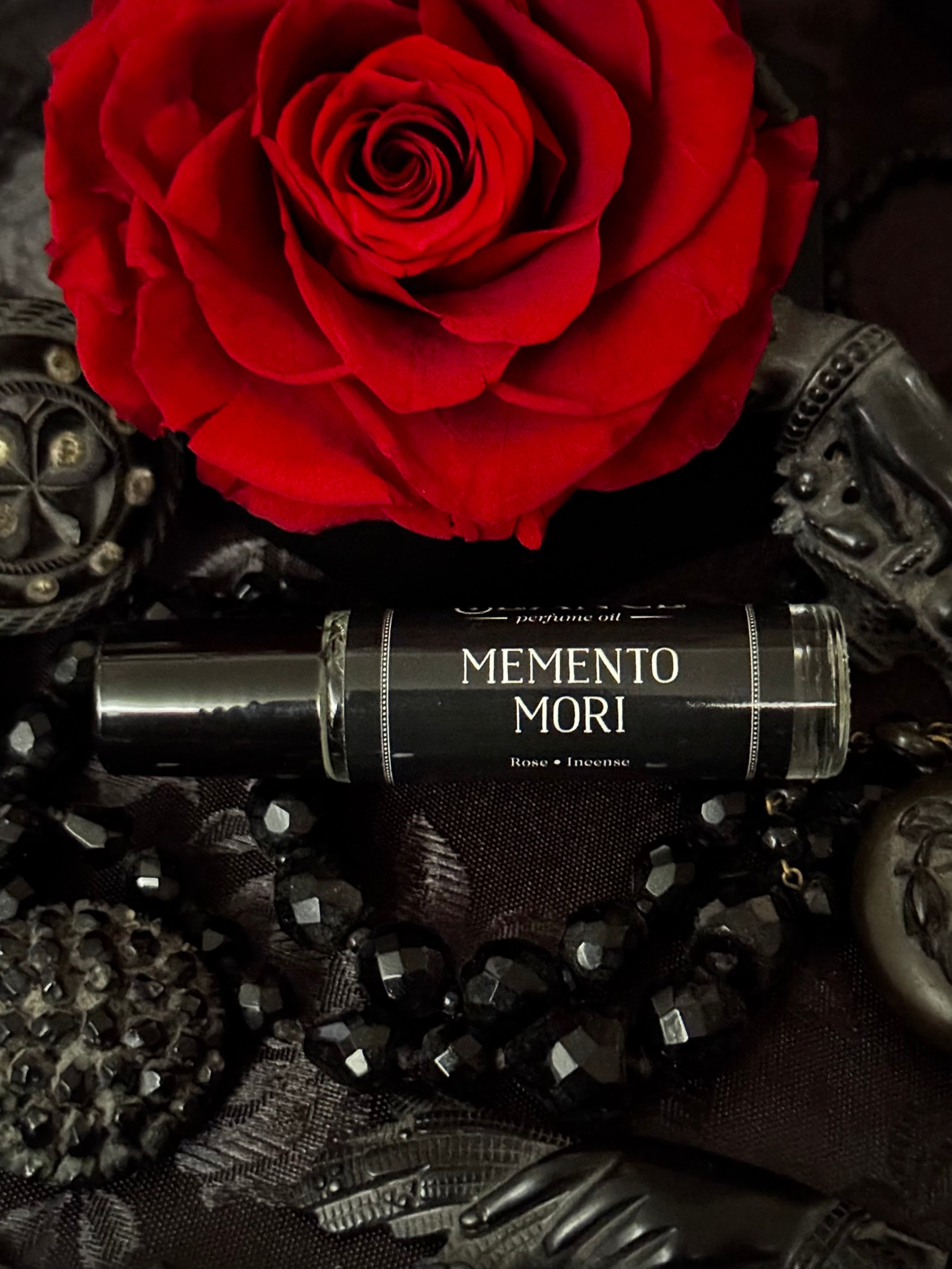 Memento Mori (incense & rose)