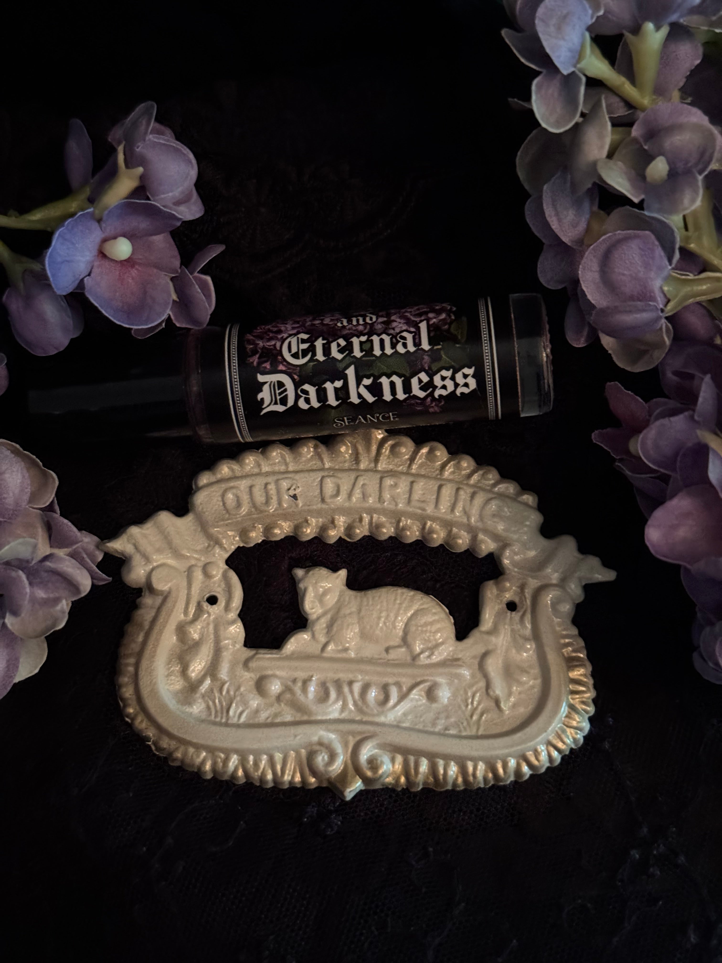 Eternal Darkness (lilac & cream)