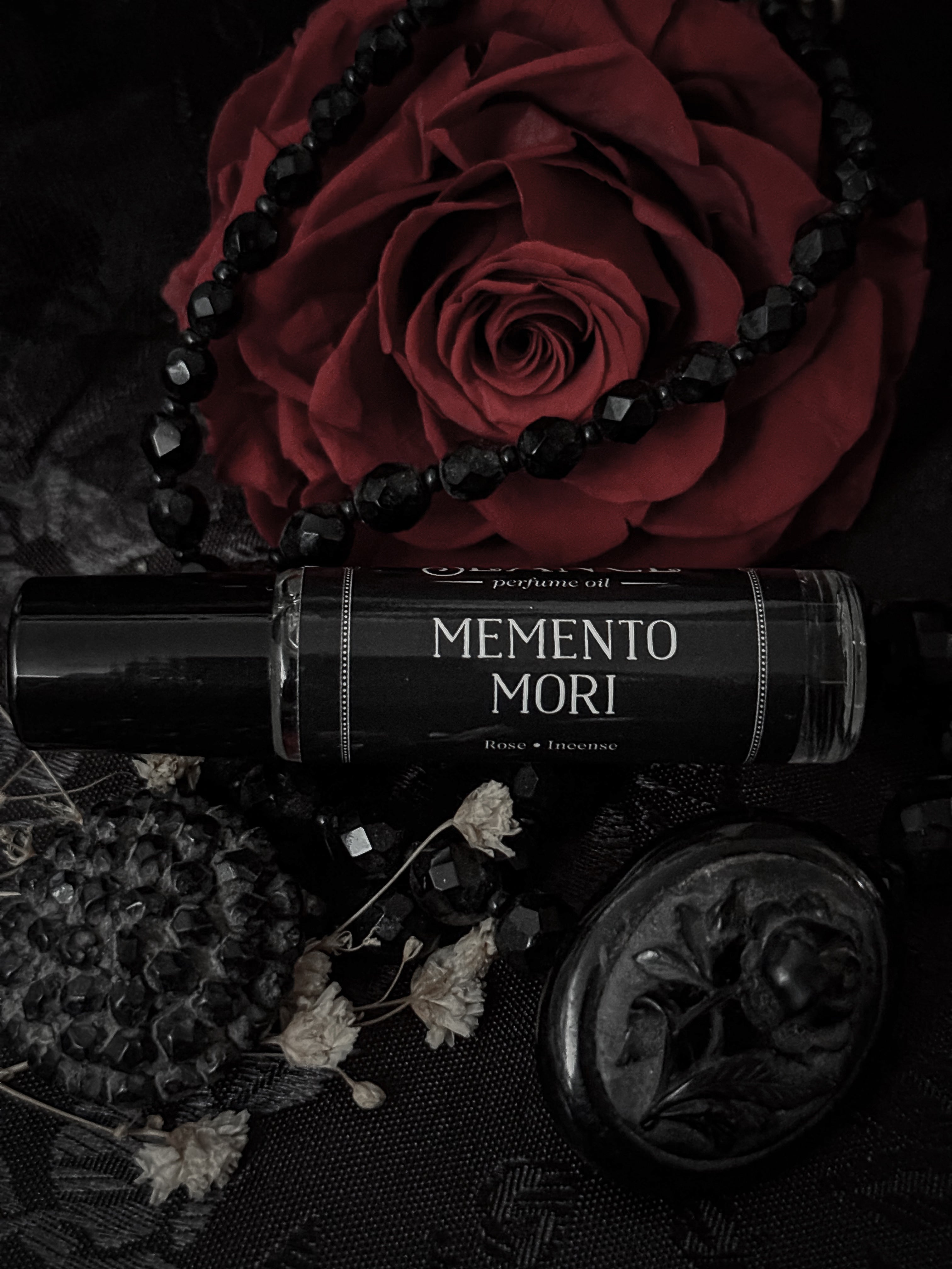 Memento Mori (incense & rose)