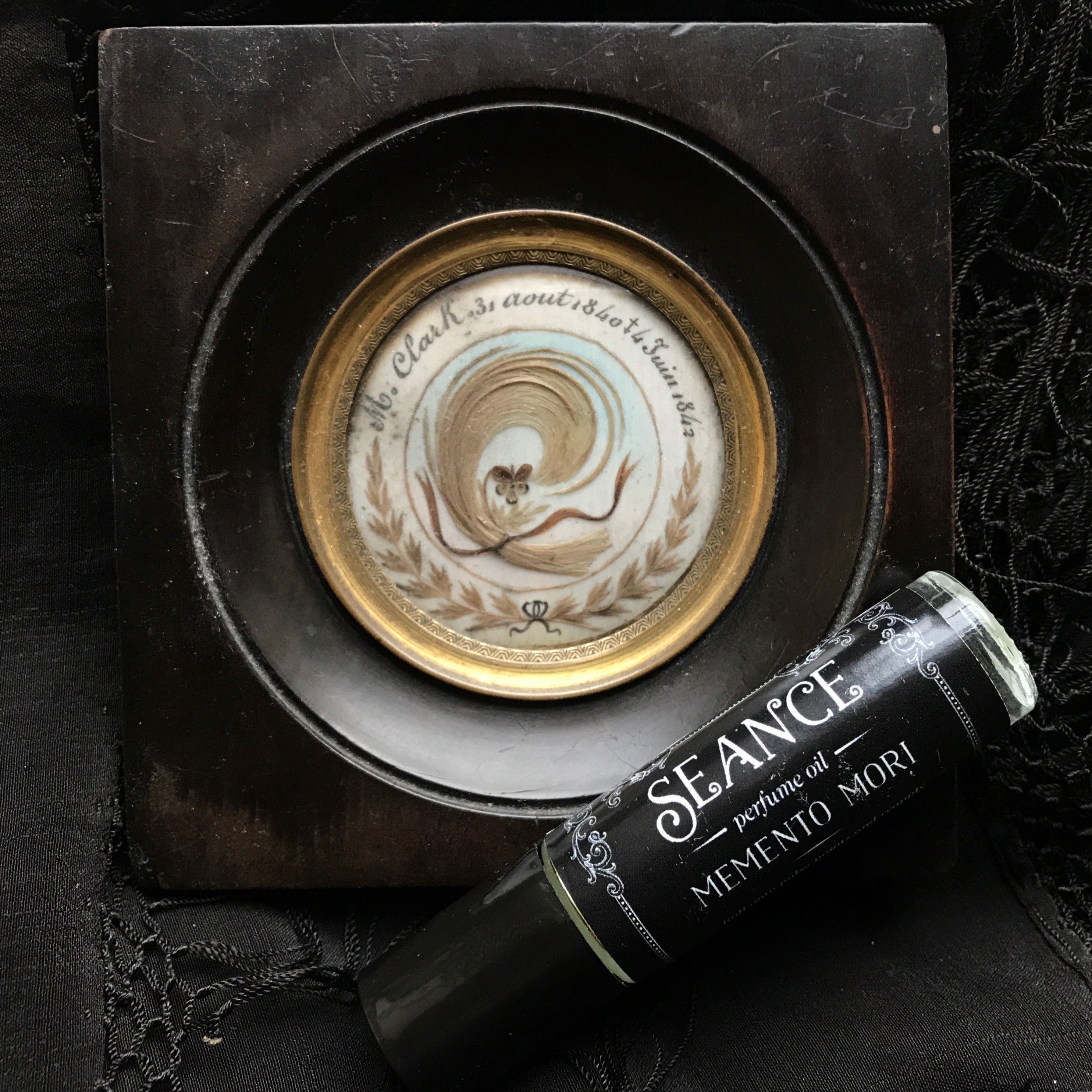 Memento Mori (incense & rose)