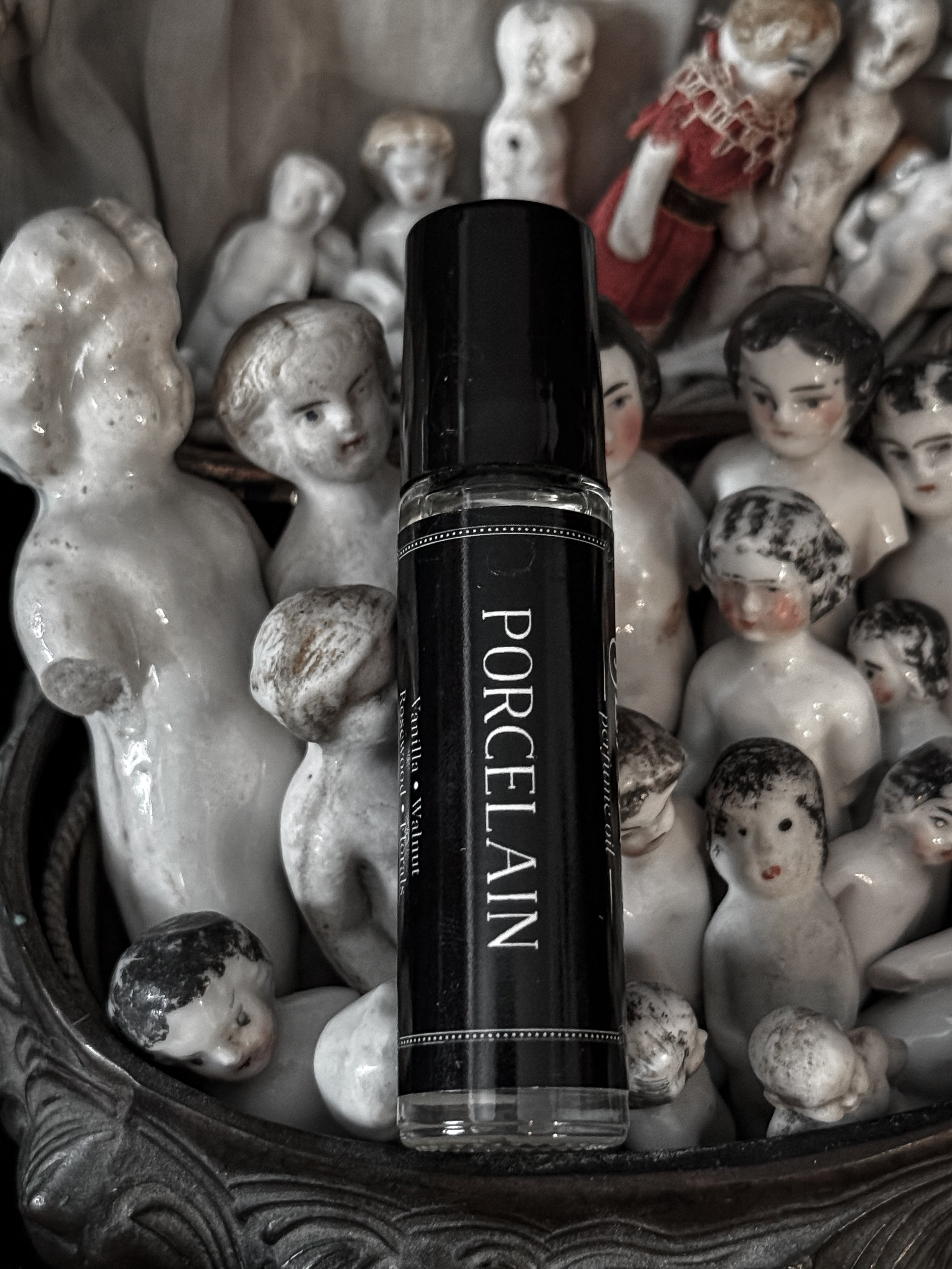 Porcelain (vanilla & walnut )