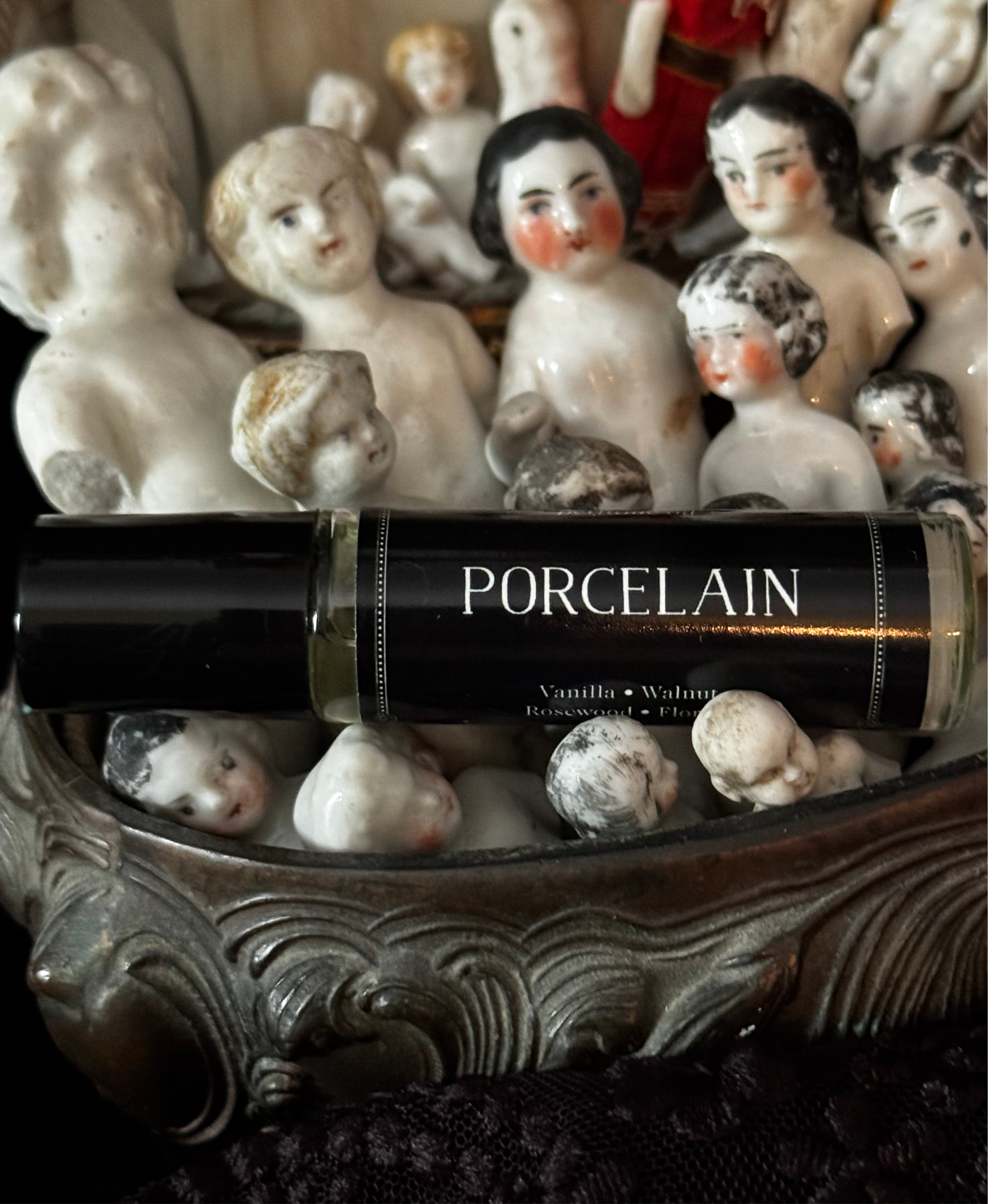 Porcelain (vanilla & walnut )