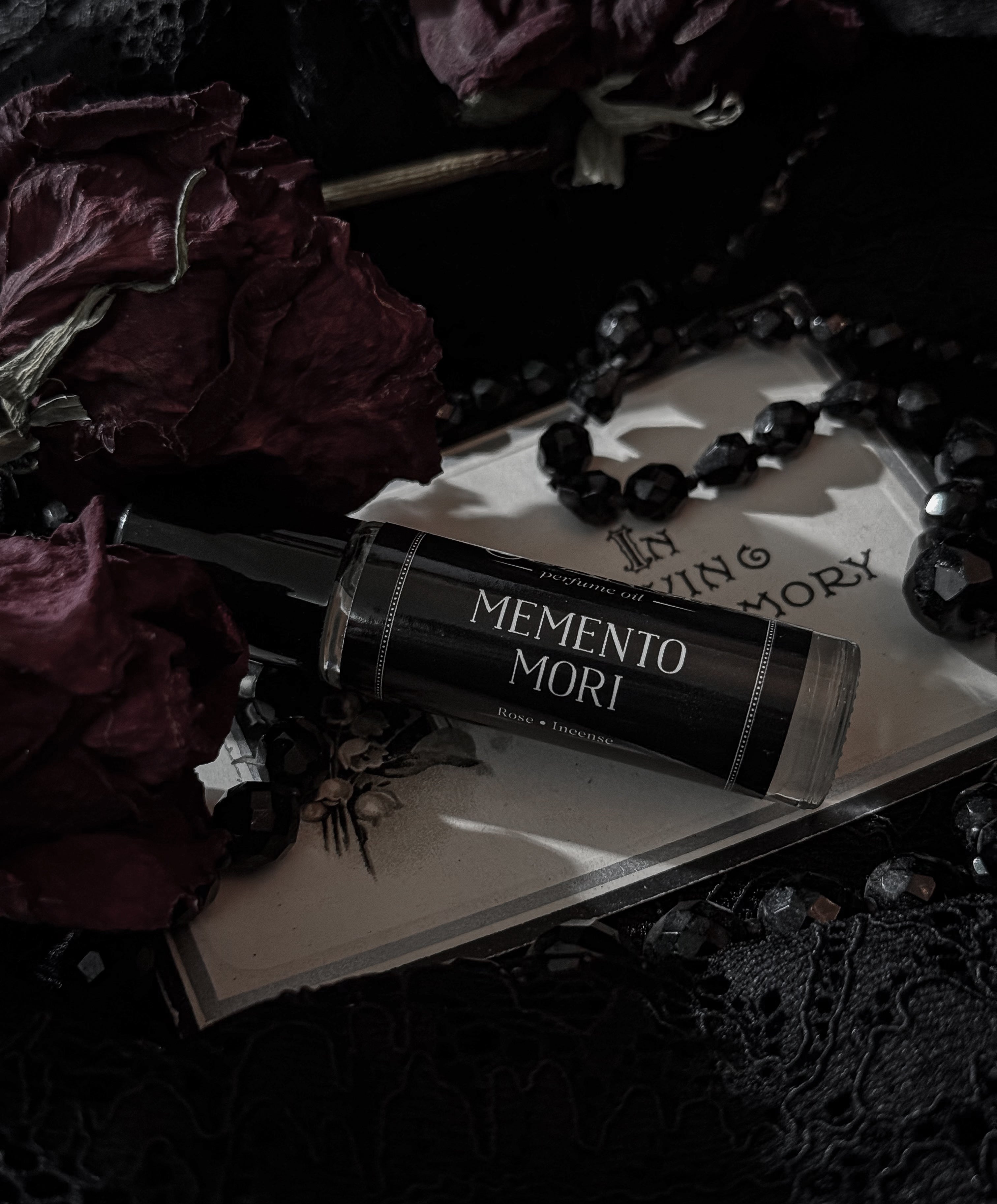 Memento Mori (incense & rose)